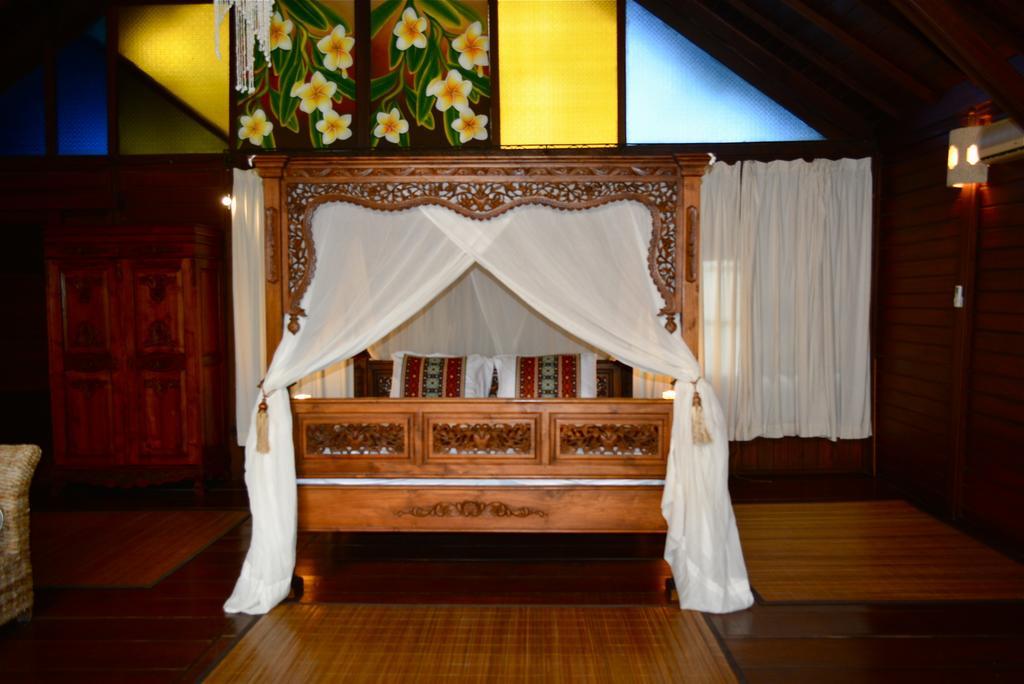Villa Una 塞米亚克 外观 照片